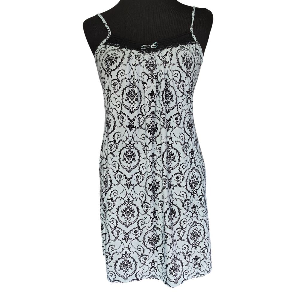 Damask Intimates Babydoll Nightgown Women's Small Black Lace Silky Slip Chemise